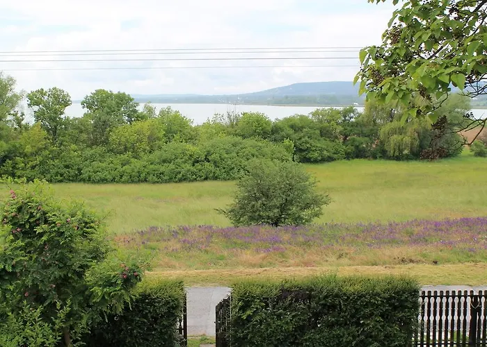 Peace & House In Tihany, Sajkod